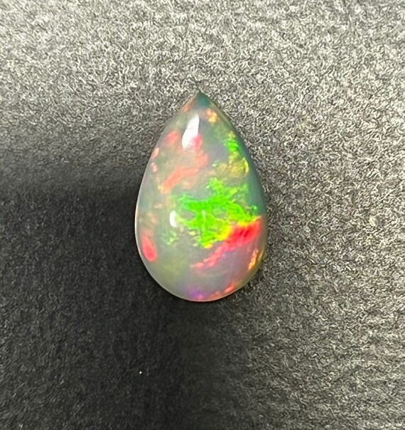100% natural 2.7CT,15.1x9.6x4.3MM Pear opal Opal Cabochon for Jewelry.. Ethiopian Opal Cabochon Multifire opal,White Opal Welo opal