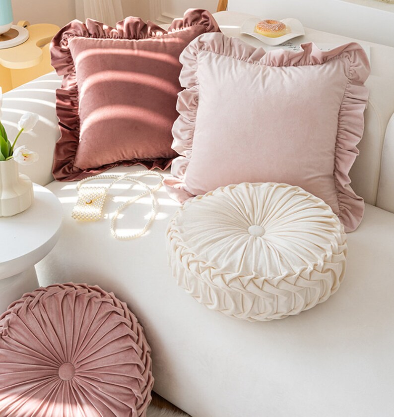 Round Velvet Pillow/circle Pillow Decor/decorative Round Etsy