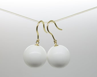 White Kascholong... elegant earrings 925 silver/24k gold plated with ball