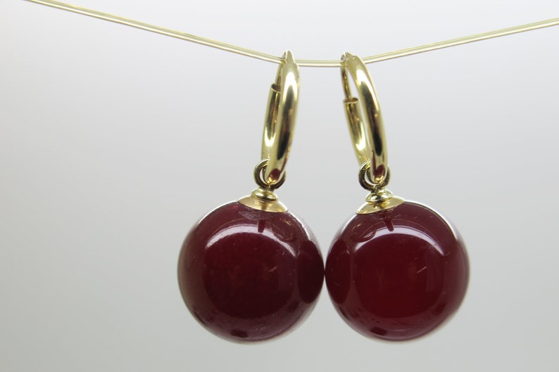 Wechselschmuck für Ohrhaken/Creolen/Ohrbügel, Bernstein Einhänger , leuchtend rote Kugeln 585/14K Gelbgold von Pebbles-Schmuckdesign Bild 3