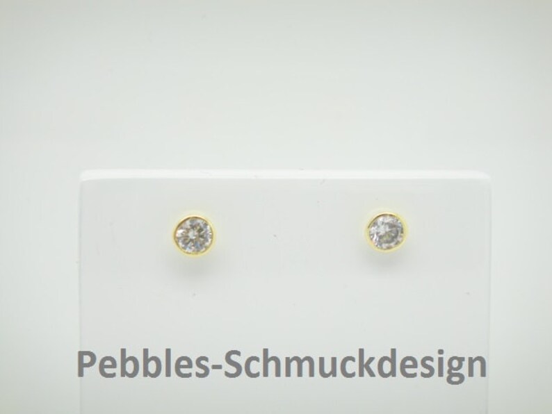 Gold Ohrstecker 8k zarte Zirkonia Ohrstecker 333er Gold minimalistisch diamant Bild 3