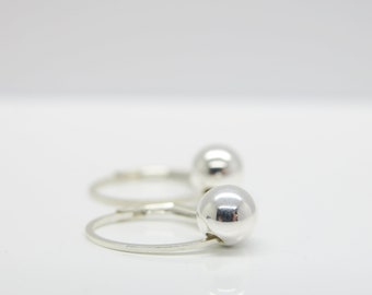 Silver ball... sparkling 925 earrings with ball