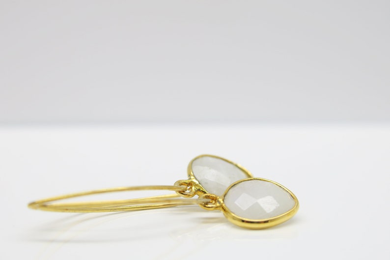 Shiny.. delicate earrings & white moonstone 925 verg. image 2