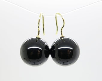 Black beauty..noble black onyx earrings 925 gold plated