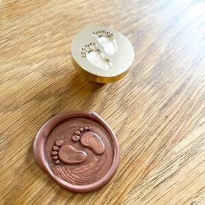 Wachssiegel Babyfüße /  Siegel für Baby Taufe siegelstempel siegelwachs Taufgeschenk wachssiegel gold selbstklebende Siegel