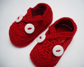 Baby shoes crochet shoes red