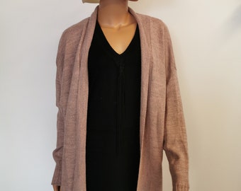 Knitted long jacket/cardigan in desired color