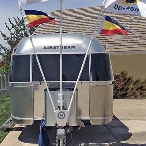 rv flag holder airstream flag holder hitch jack flag holder flag holder camper flag mount 3 flags aluminum flag mount Bild 1