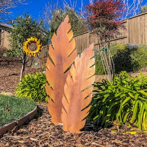Metal Banana Leaf - Yard Art - Rusted Leaf - Leaf Yard Decor - Rust - Yard stake - Garden Stake - Leaf art - Tropical Banana Leaf