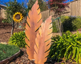 Metal Banana Leaf - Yard Art - Rusted Leaf - Leaf Yard Decor - Rust - Yard stake - Garden Stake - Leaf art - Tropical Banana Leaf