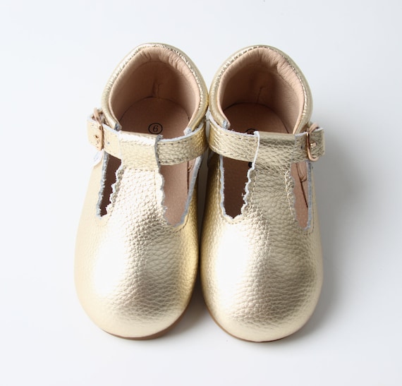 size 2 hard sole baby shoes