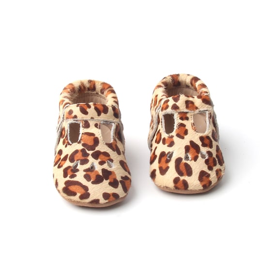 Baby Mary Janes - Leopard, Anti-Slip baby moccasins, Baby Shoes, Leopard moccasins, Baby T-Bars, Baby Mary Janes, Toddler Mary Jane Shoes