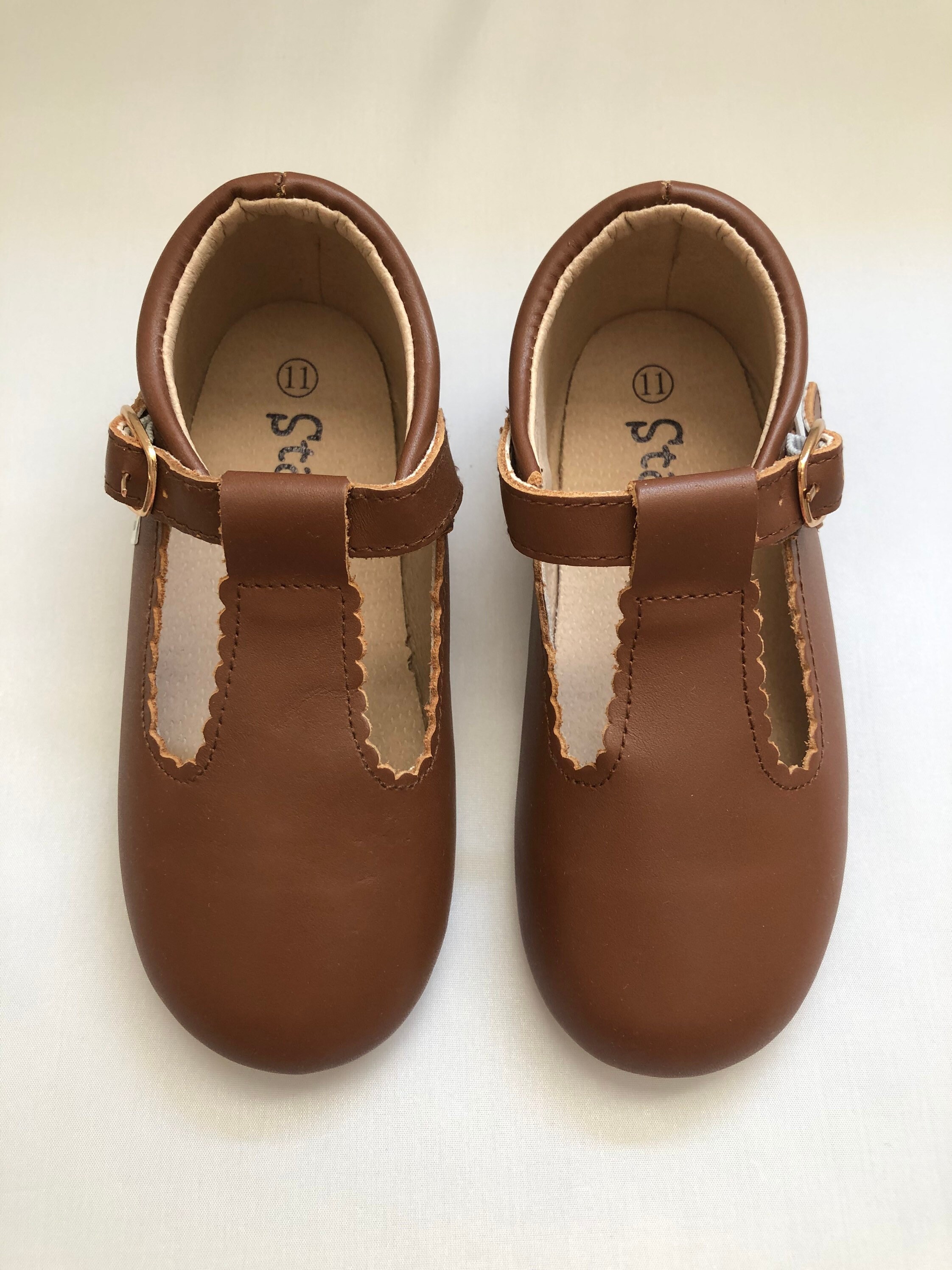 size 11 mary jane shoes