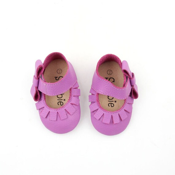 purple baby shoes