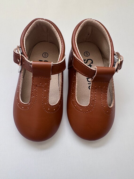 Mary jane shoes size 5 hot sale