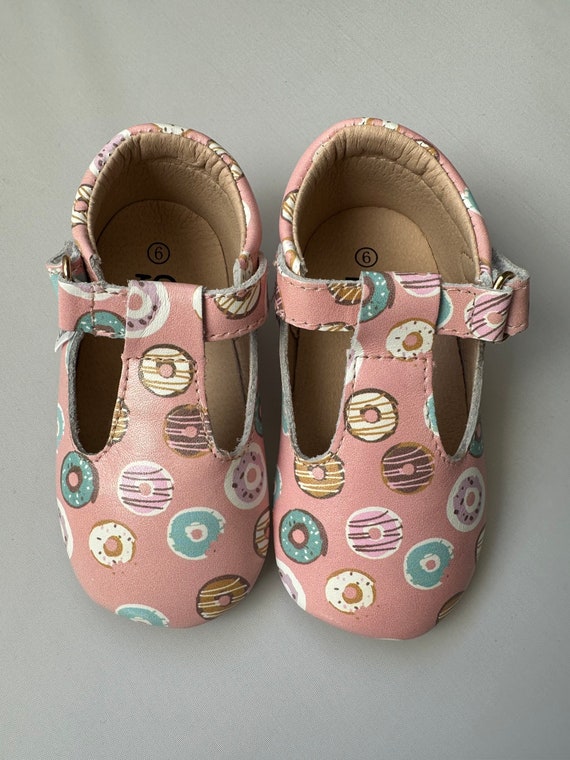 Special Sale Size 6 Soft-sole Baby Mary Jane Hook & Loop Donut Pink,  Starbie Baby Tbar Shoes, Baby T-bar Shoes, Toddler Mary Janes, 