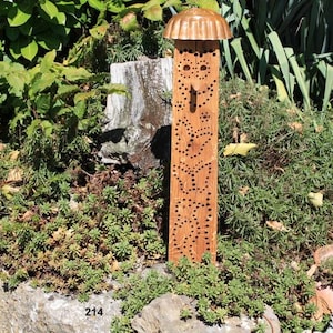 Insect hotel, bee hotel, oak, garden decoration, garden stele, wild bee hotel, funny bee friend