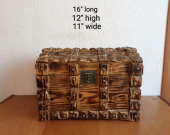 Gran cofre del tesoro de madera pirata, caja de almacenamiento rústica de madera