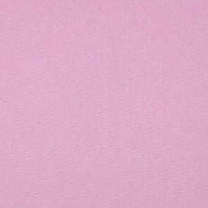 Könnte beinhalten: Ein einfarbiger, hellrosa Stoff mit leicht strukturierter Oberfläche. Die Farbe ist ein sanfter Pastellton, und das Material scheint ein gewebtes Textil zu sein. Das Bild ist eine Nahaufnahme, die die gleichmäßige Farbe und die Oberflächendetails des Stoffes zeigt.