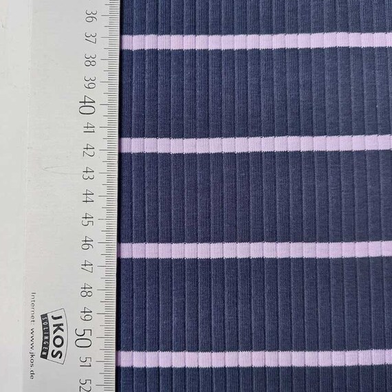 Yarn-Dyed Lenzing™ Ecovero™ Viscose Stretch Suiting - Pine Yarn-Dyed Lenzing™ Ecovero™ Viscose Stretch Suiting - Pine