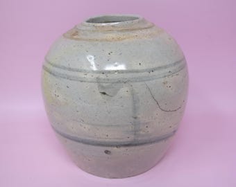 Antique Chinese Stoneware Jar | Pale Celadon Glaze, Late Qing Dynasty