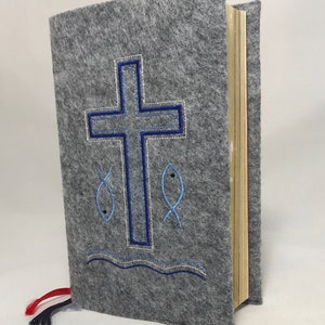 God's praise cover cross fish prayer book cover made of personalized felt image 3