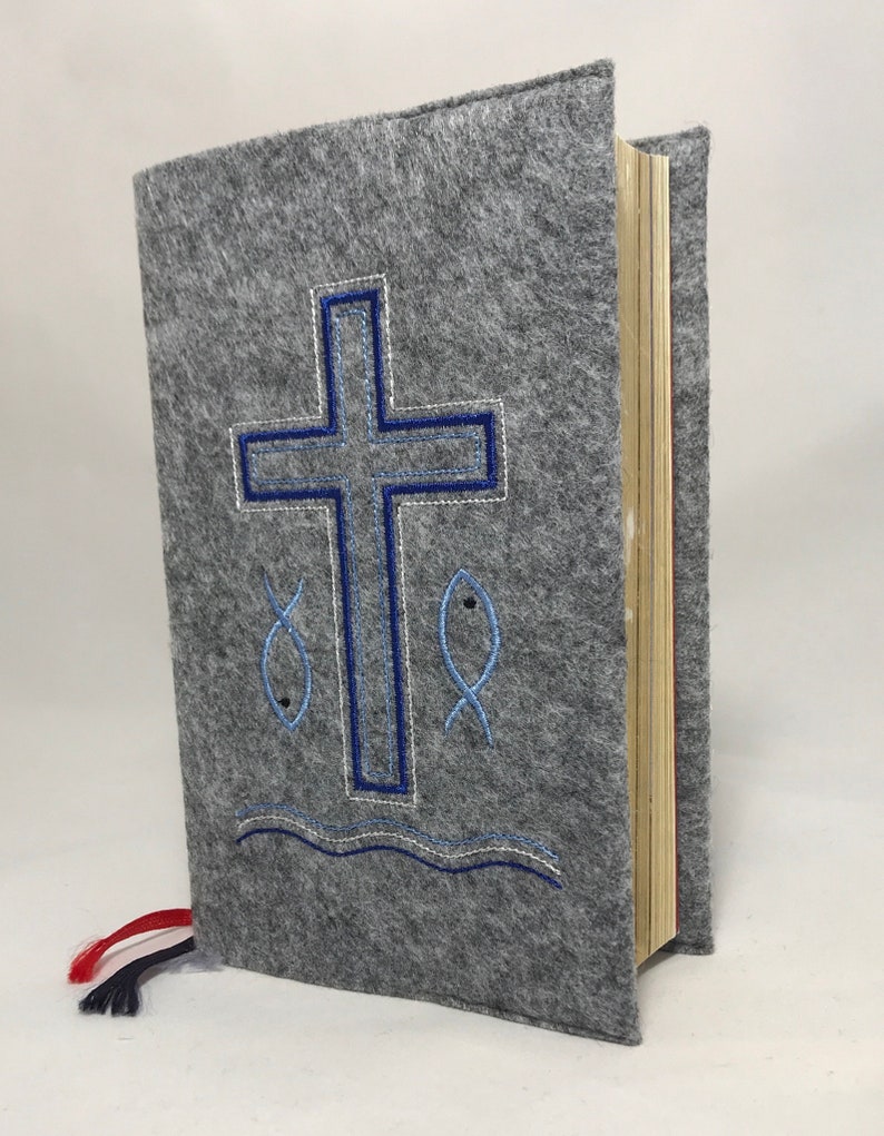 God's praise cover cross fish prayer book cover made of personalized felt image 3