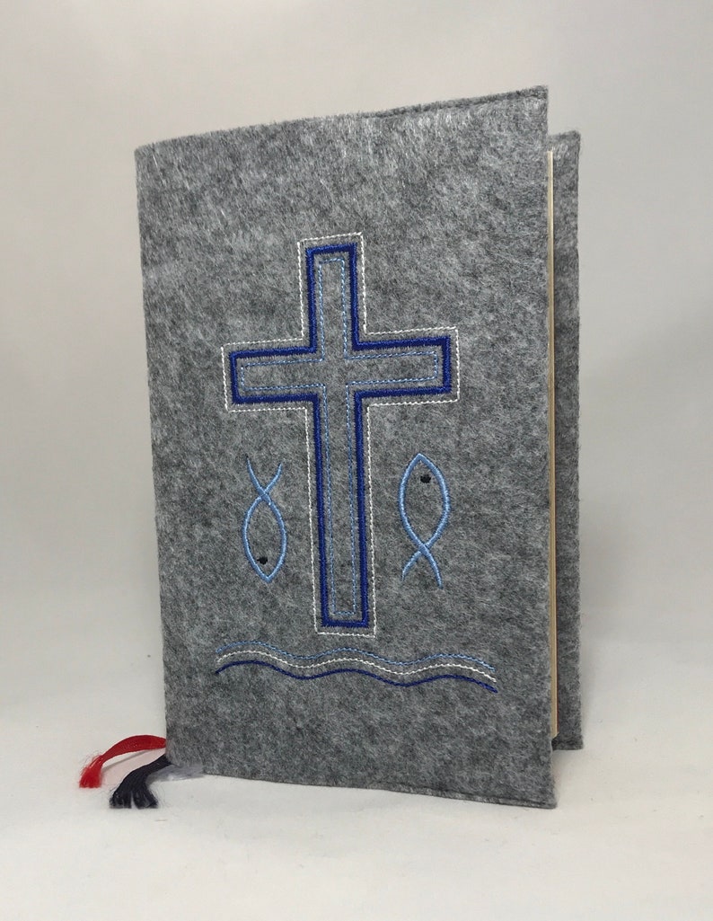 God's praise cover cross fish prayer book cover made of personalized felt image 1