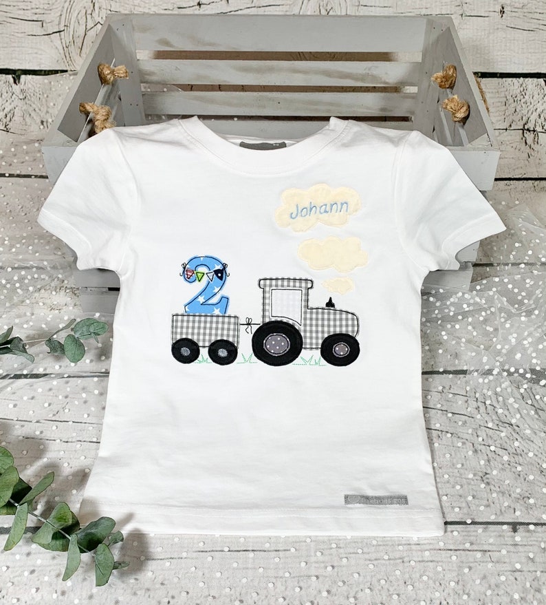 Jungen Geburtstagsshirt mit Zahl und Traktor Bulldog Bild 1