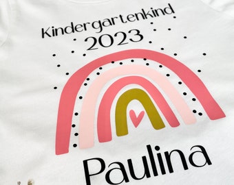 T-Shirt Kindergartenkind Regenbogen und Name des Kindes personalisiert