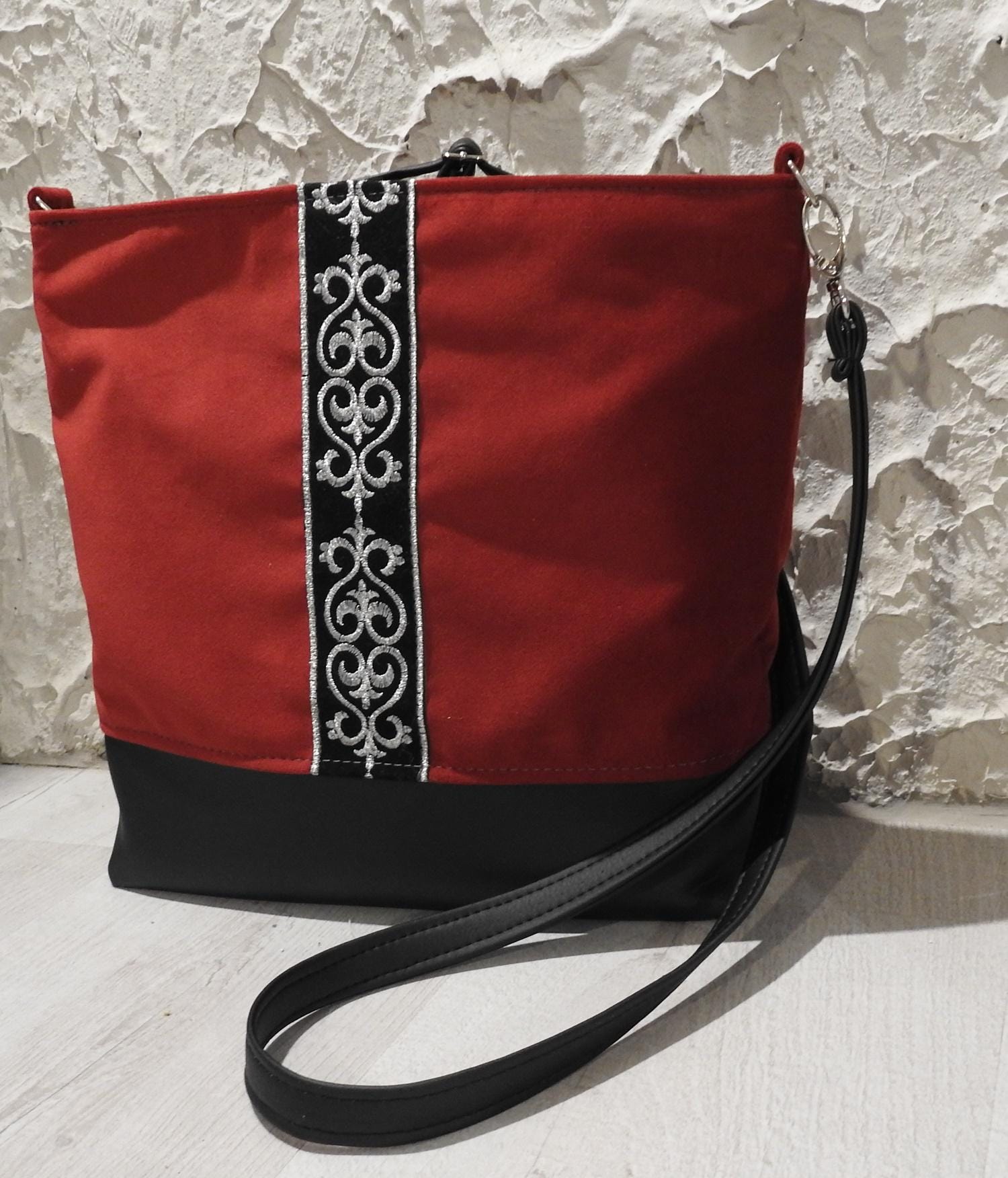 Medium Goth Bag, Medieval Style Bag, Gothic Bag, Blood Red Bag - Etsy