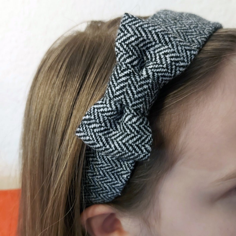 Haarband mit Schleife aus Tweed für Babys und Kinder passend zu unseren Schiebermützen Bild 1