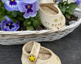 Baby shoes made of ceramic