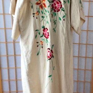 Antique 1920's 30's Raw Silk Japanese Embroidered Handmade Kimono Robe Stunning image 2