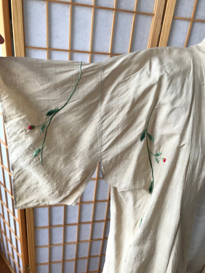 Antique 1920's 30's Raw Silk Japanese Embroidered Handmade Kimono Robe Stunning image 5