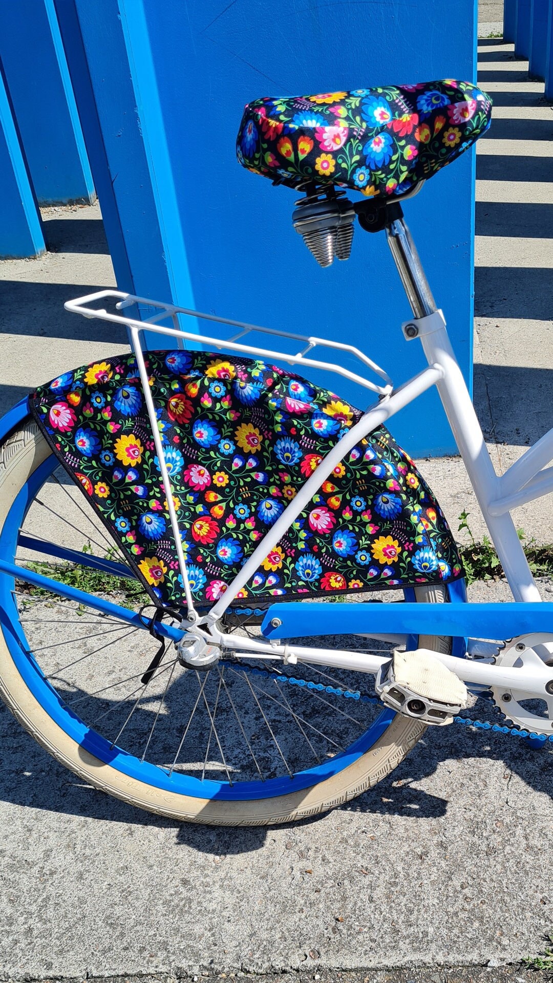 Alice and olivia bicycle sale