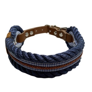 Hundehalsband, verstellbar, 40 mm breit, blau, weiß, cognac, Leder und Schnalle
