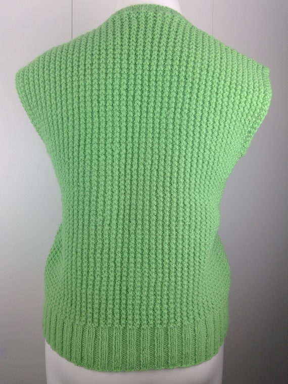 70s Vintage Kelly Green Hand Knit Vest - image 2