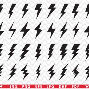 以下が含まれることがあります： さまざまなスタイルの黒い稲妻グラフィックのコレクション。稲妻は、微妙な波模様のある白い背景に、行と列に配置されています。画像の下部には、ファイルタイプの略語（SVG、PNG、EPS、JPG、DXF、PDF）が表示されています。