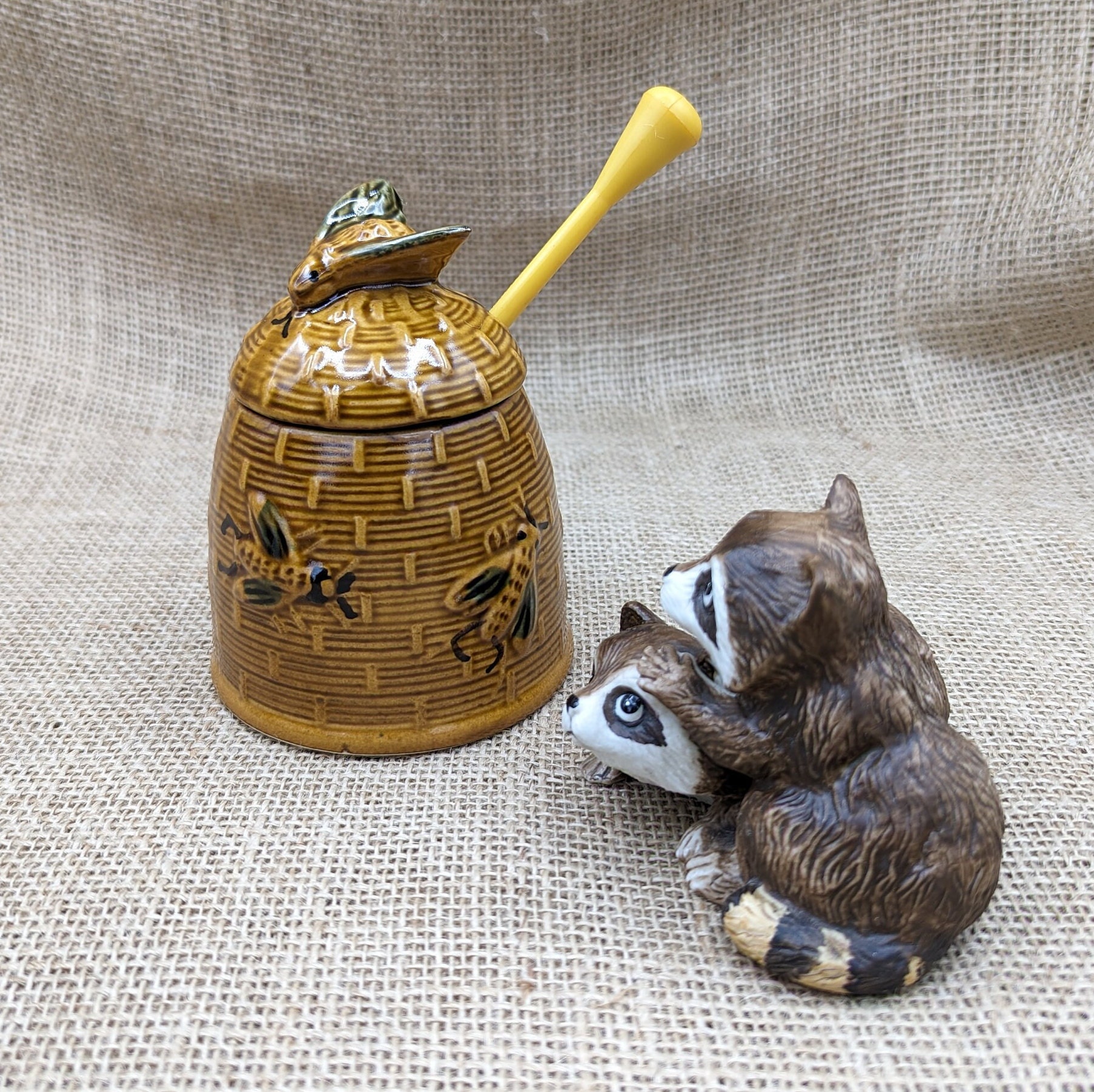 Vintage Beehive Honey Pot: Ceramic Bee Skep, Made in Japan - Etsy