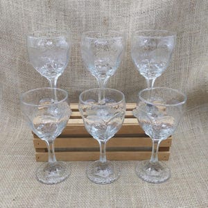 Wine Glasses, Clear Textured Glass, Chivalry by Libbey, Set of 6 ...