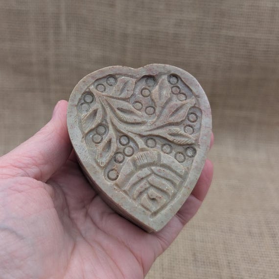Carved Soapstone Heart Trinket Box: Beige, Carved Rose