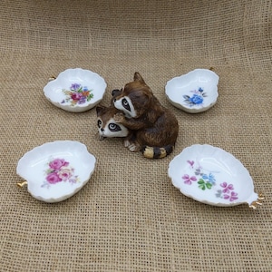 Porcelain Trinket Dishes: Fruit Shape, Floral, 22K Gold Trim, Set of 4