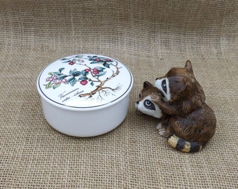 Villeroy & Boch Trinket Box: Lingonberry Botanical Print, Vitro Porcelain Candy Box