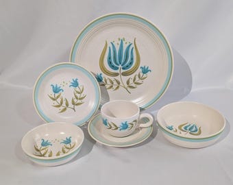 Custom Listing for Monica: Franciscan Tulip Time Dinner Plate and Soup Bowl