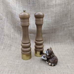 Wood Salt Shaker & Pepper Mill, Light Wood Brass Salt Pepper Grinder Set, NASCO Made in Japan