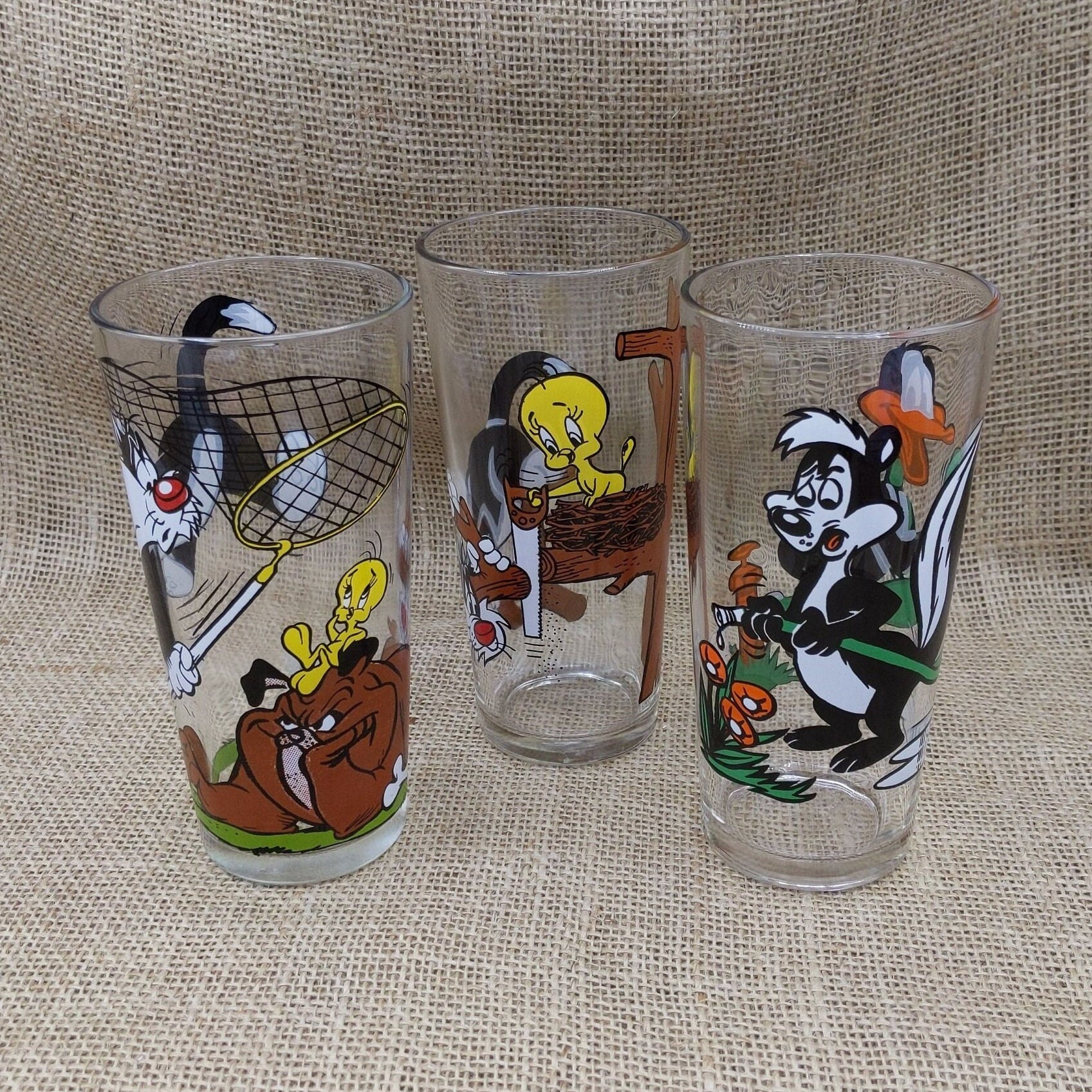 1976 Looney Tunes Pepsi Glass - Collector Series - Your