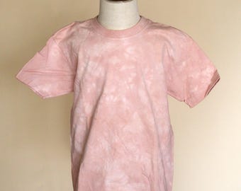Medium Tshirt, tshirt for kids, natural dye clothes, tie dye clothes, avocado natural dye, cotton clothes, pink clothes