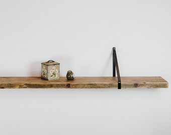 Wall shelf Sesle - old wood, upcycling