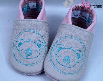 Krabbelschuhe, Lederpuschen , Koala, Redwork, Name, personalisierbar